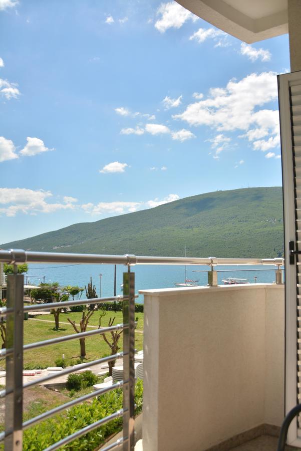 Apartment Dakic Herceg Novi Buitenkant foto