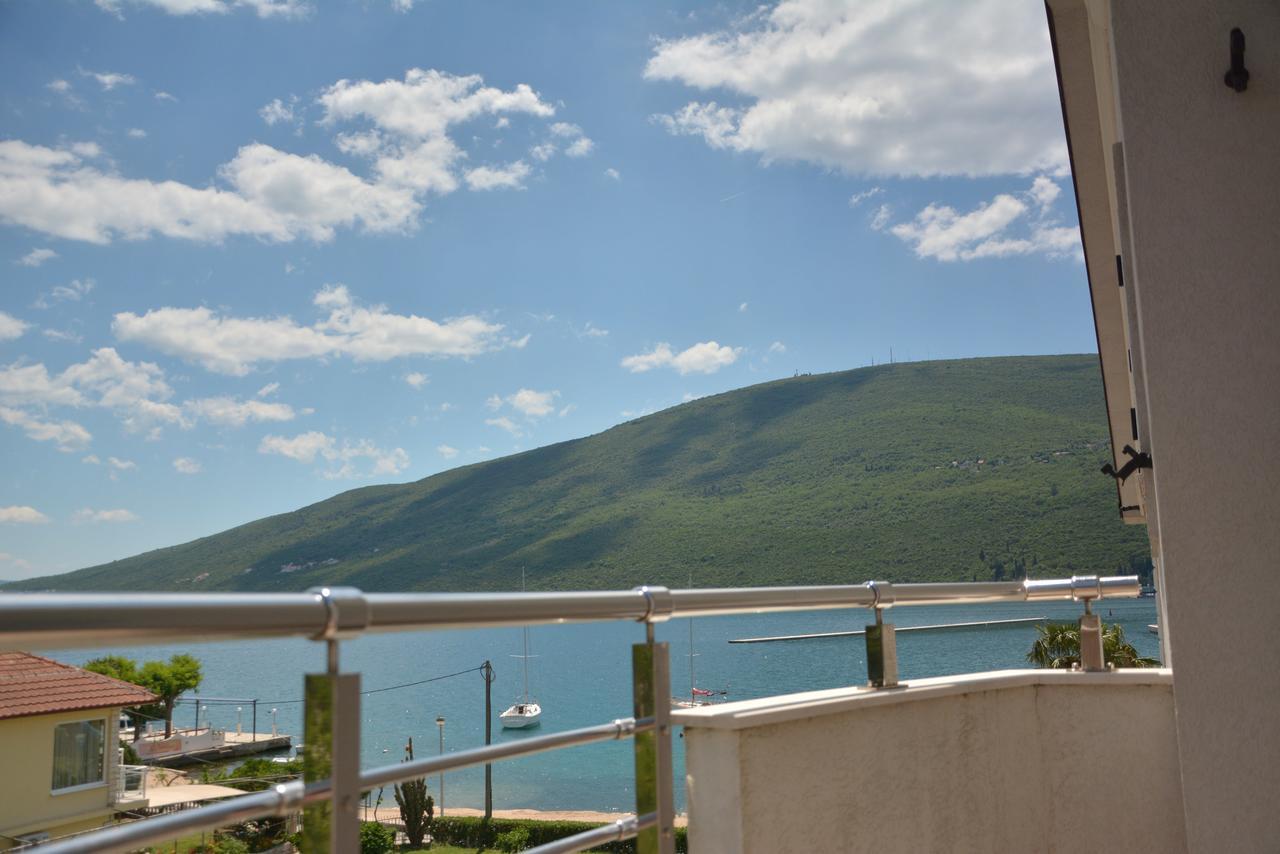 Apartment Dakic Herceg Novi Buitenkant foto