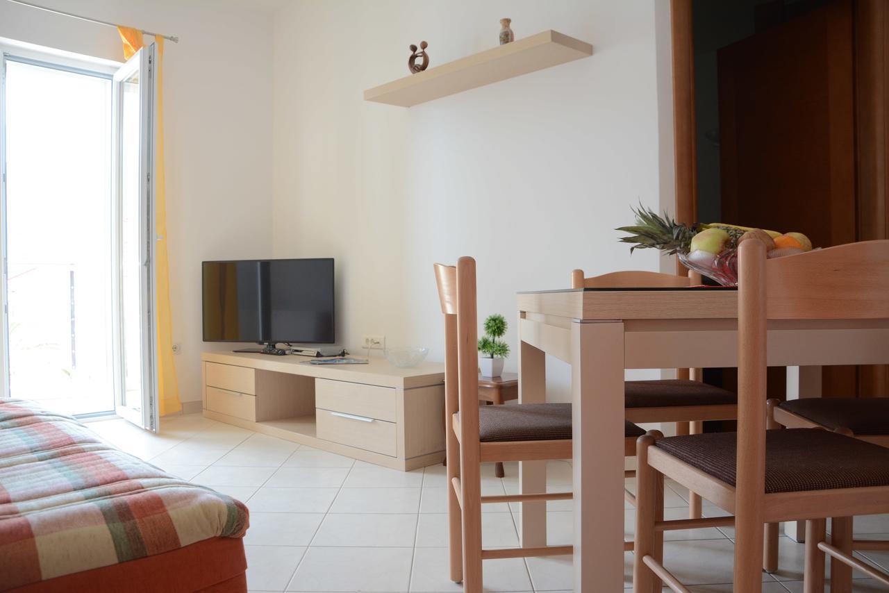 Apartment Dakic Herceg Novi Buitenkant foto