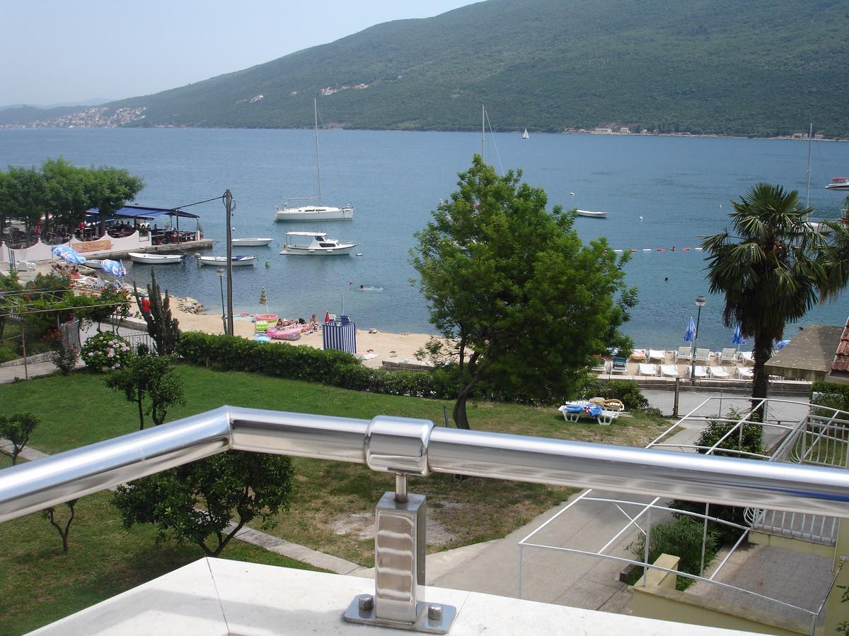 Apartment Dakic Herceg Novi Buitenkant foto