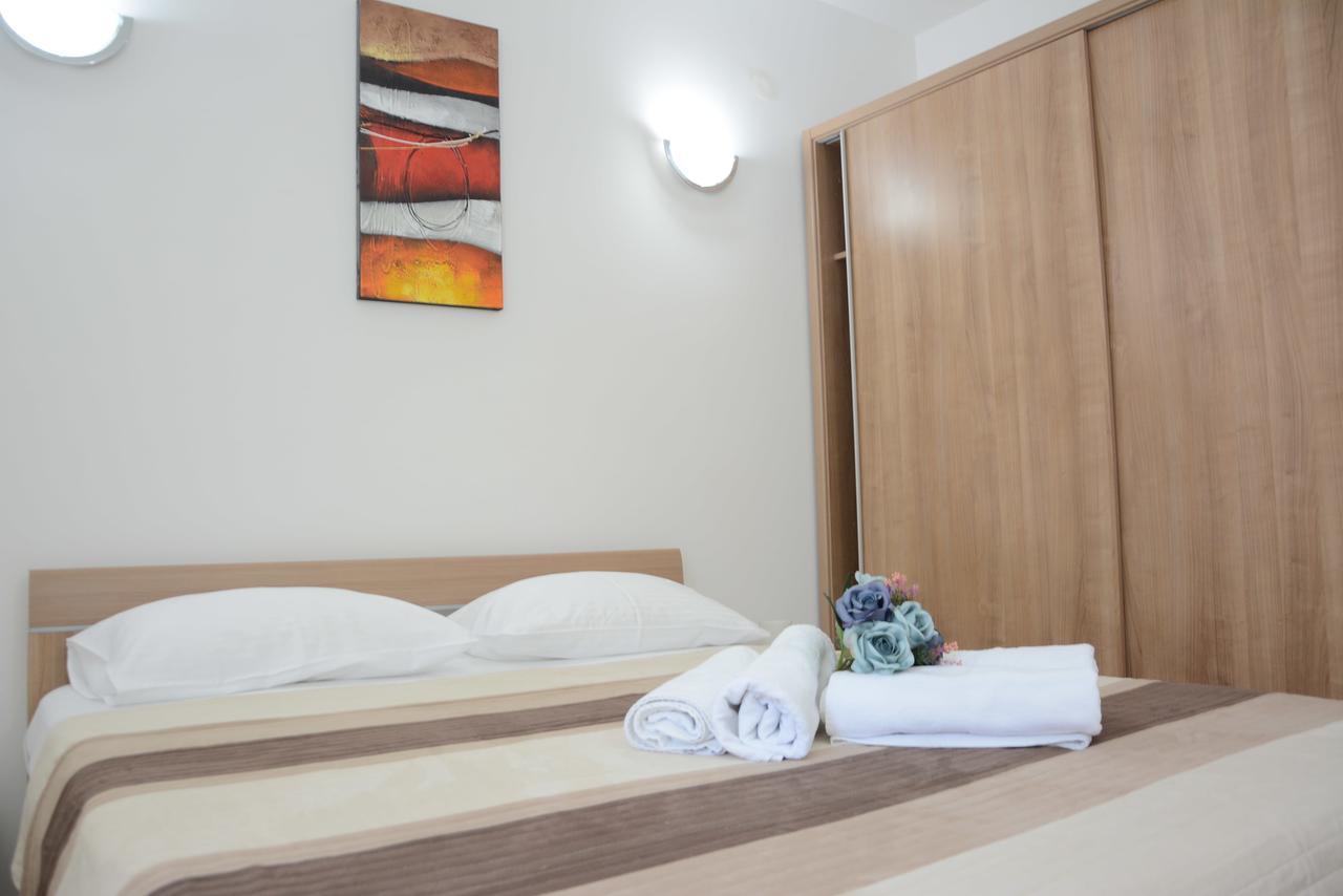 Apartment Dakic Herceg Novi Buitenkant foto