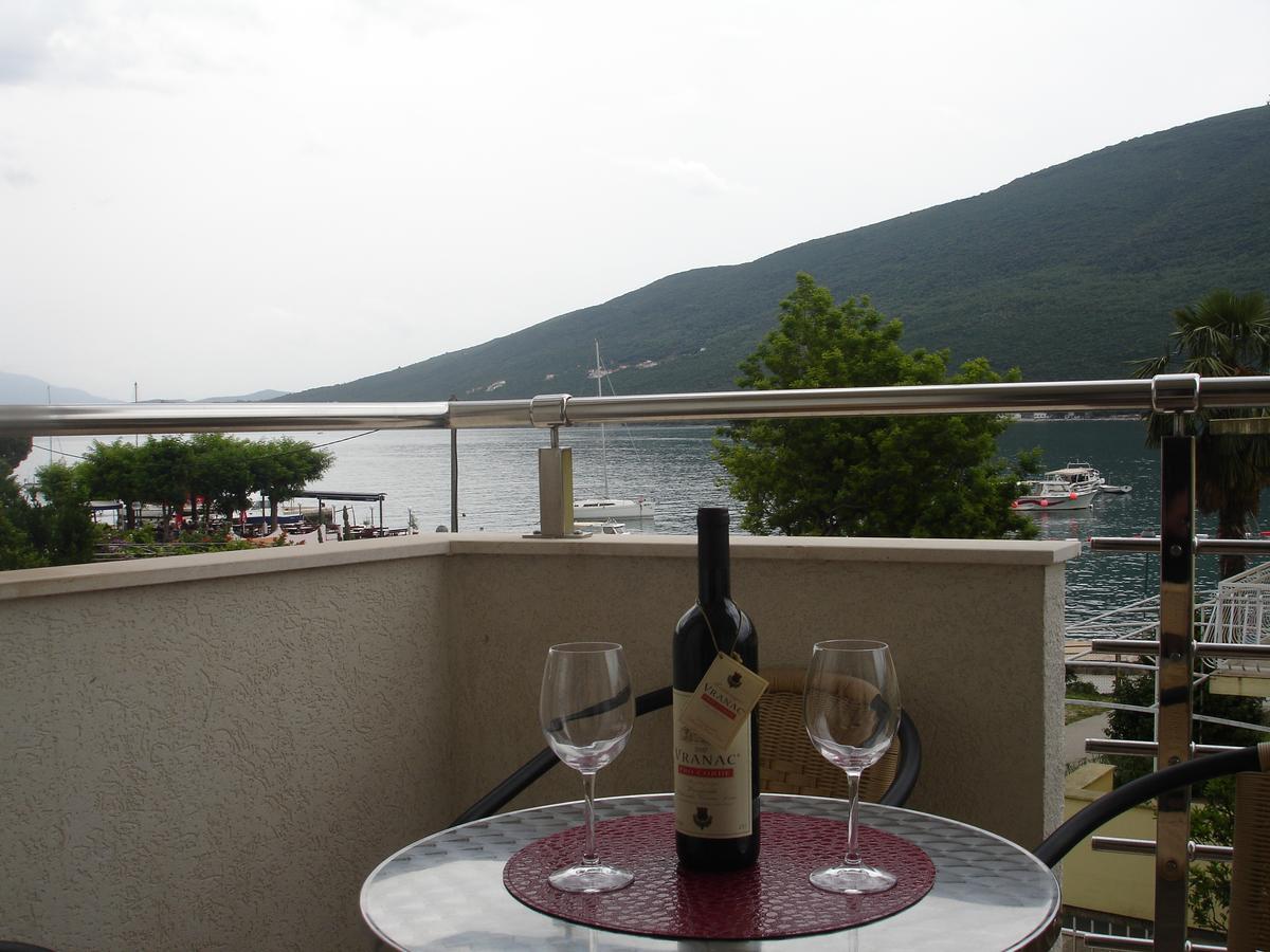 Apartment Dakic Herceg Novi Buitenkant foto